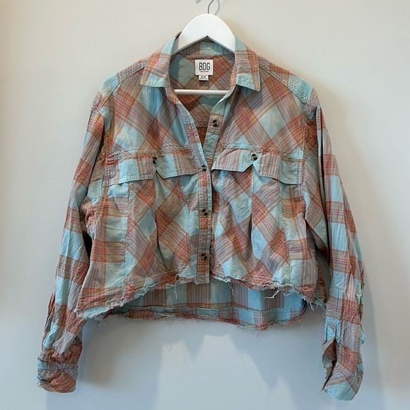 Urban Outfitters BDG Plaid Cotton Button Up Easter Boxy Cropped Shirt Blue Red - Picture 4 of 15